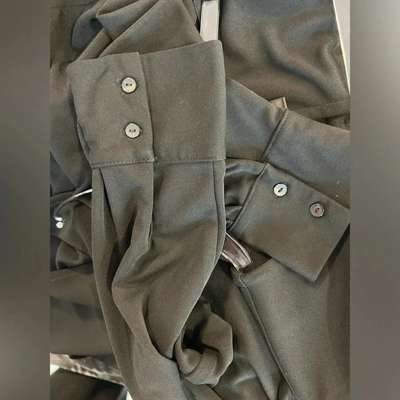 Gently worn Ann Taylor black blouse - Picture 8 of 9